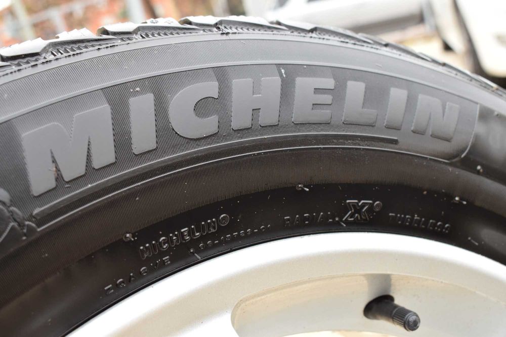 Четири бр. оригинални алуминиеви джанти за Honda cr-v 5х114.3-17''