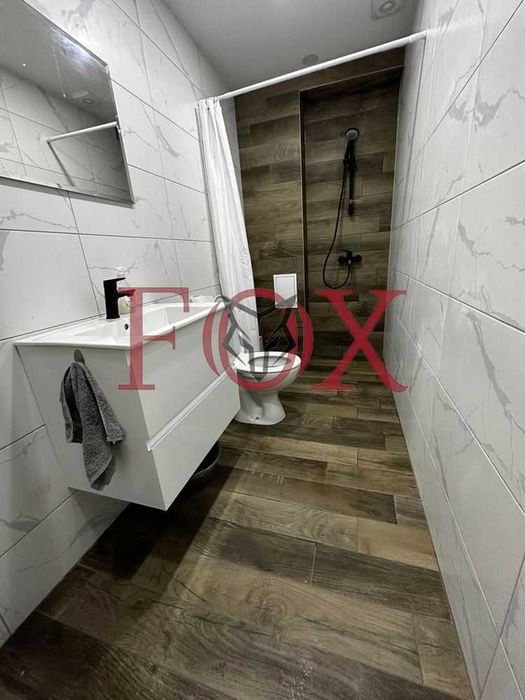 Дава се под наем Тристаен апартамент в Варна, Цветен квартал - 80 кв.м за 600 € - Снимка #9