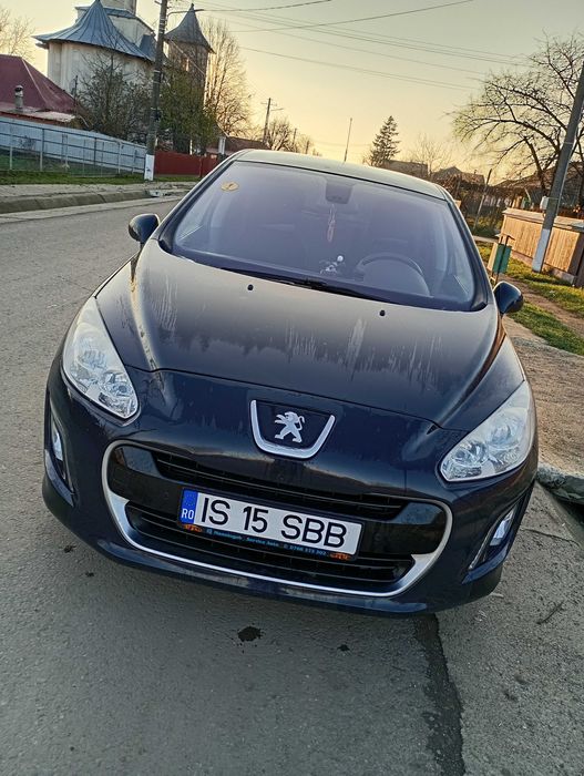 Vând Peugeot 308 automat 2011