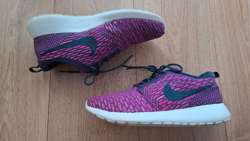 Nike Roshe Flyknit