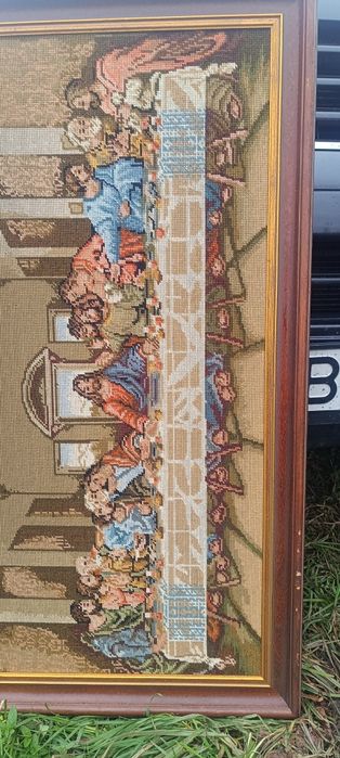 O piesă cusută manual Un vechi și frumos Goblen dimensiuni Mari