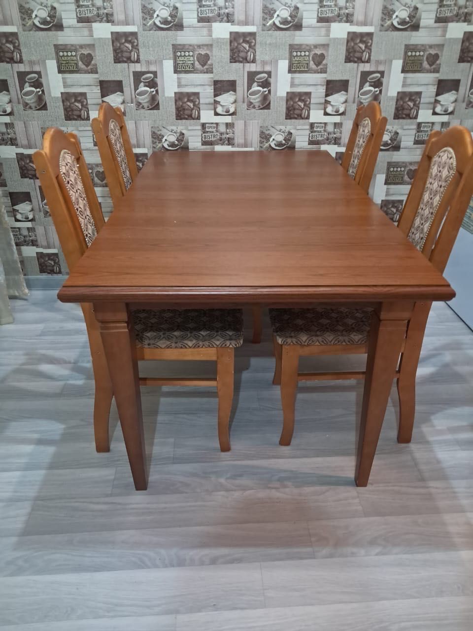 Стол деревянный продам