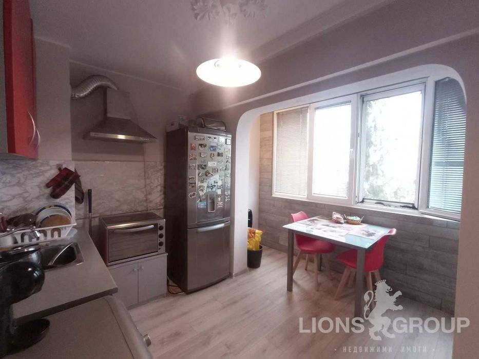Продава се Тристаен апартамент в Варна, Младост 2 - 61 кв.м за 2263 €/кв.м - Снимка #1