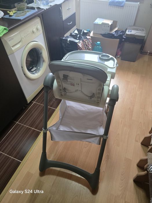 Vand scaun masa bebe Tulano, pliabil, impermeabil.