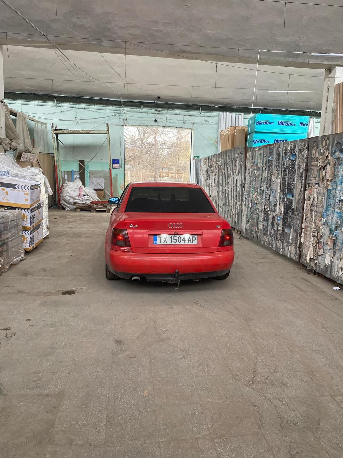 Продавам Ауди а4 б5 1.8 125кс