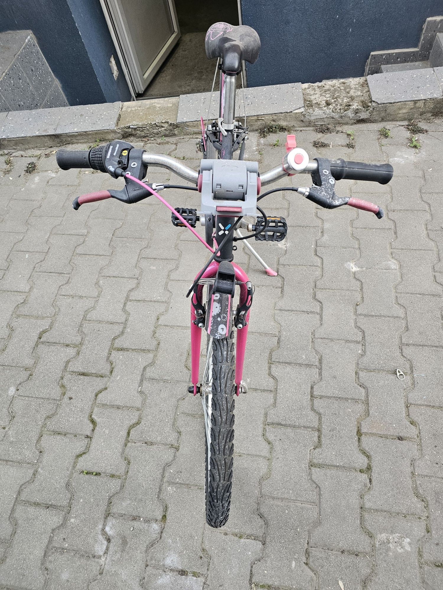 Vând bicicleta B`TWIN