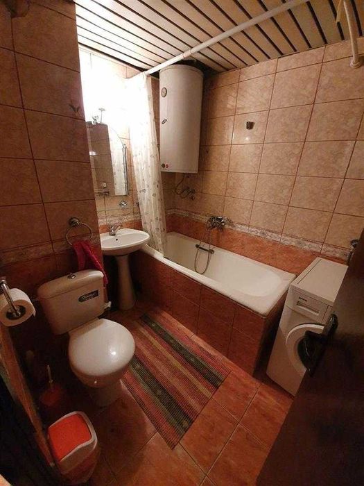 Дава се под наем Тристаен апартамент в Пловдив, Централна гара - 90 кв.м за 377.4 € - Снимка #4