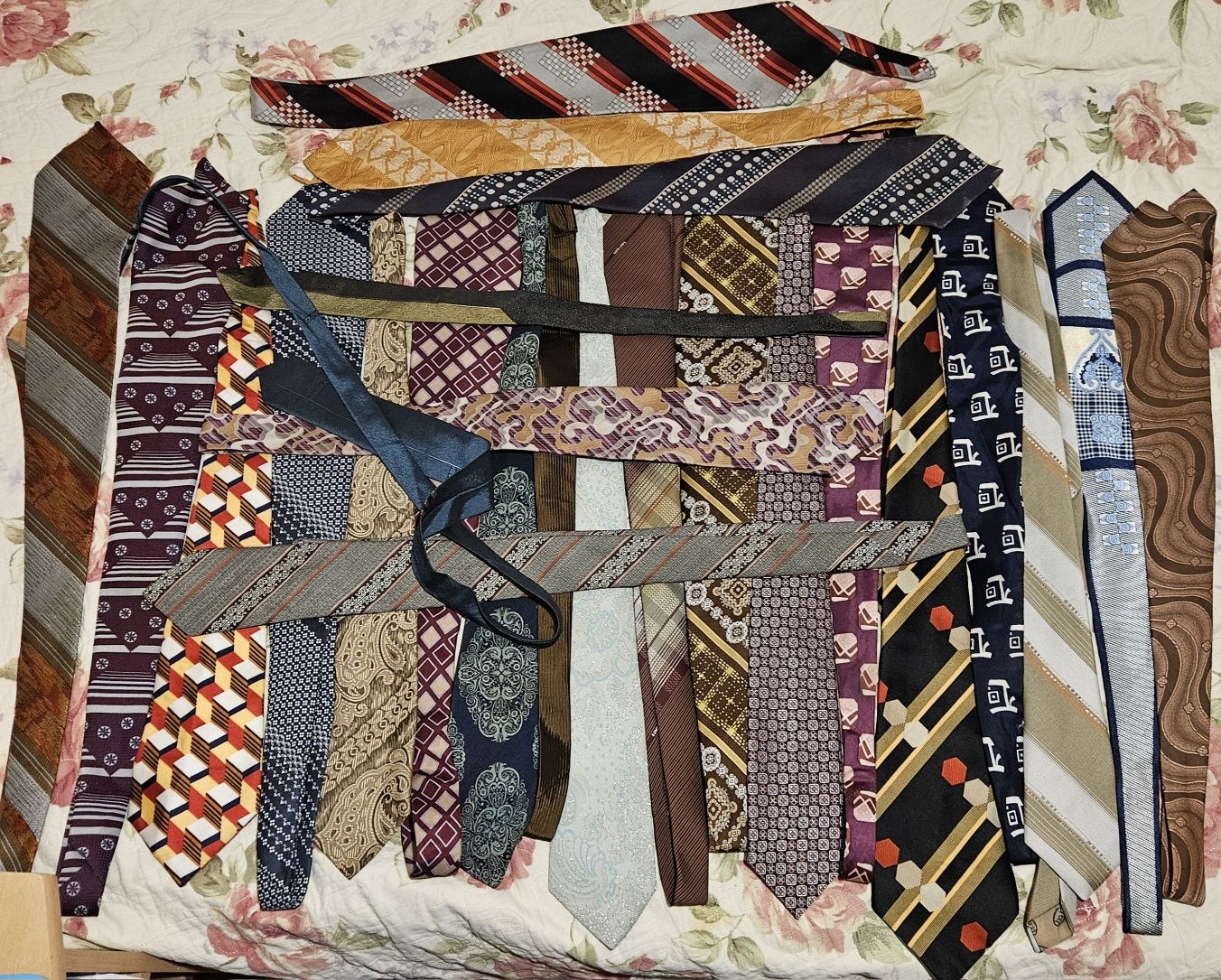 23 Cravate Vintage