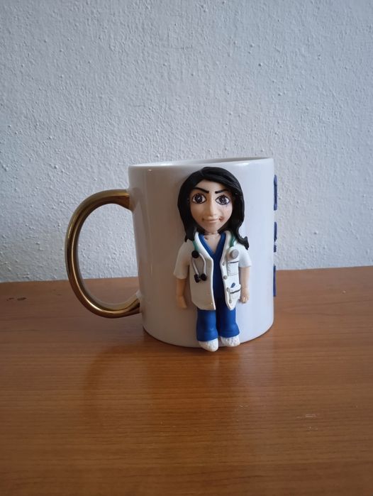 Căni personalizate din lut polimeric, realizate manual cu atenție l