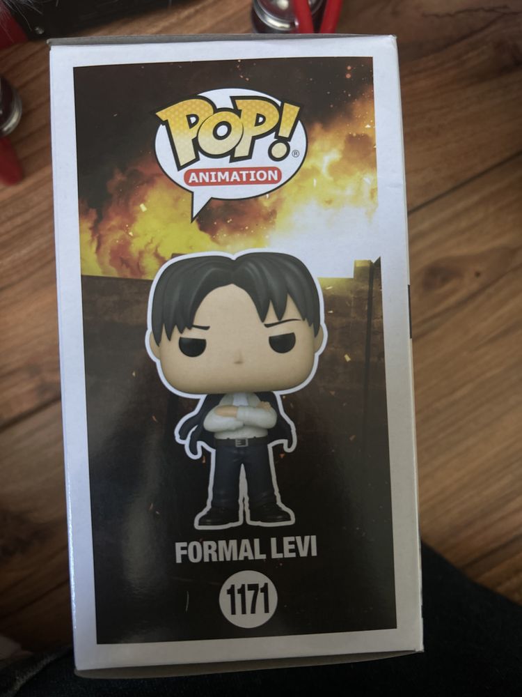 Funko pop фигурка Attack on titan formal Levi