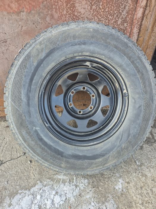 Продам резину с дисками R16.