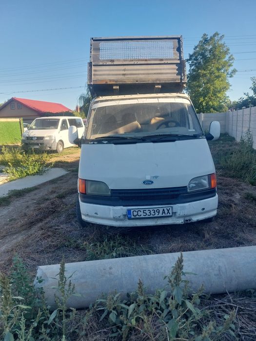Ford Transit carosata