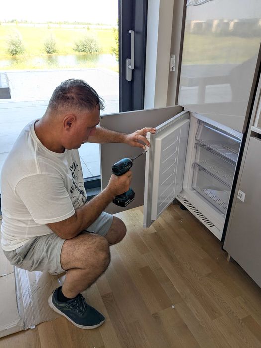 Echipa profesionista montaj mobilier