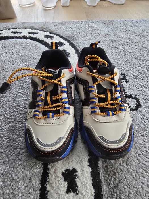 Pantofi trening Reserved masura 24/25