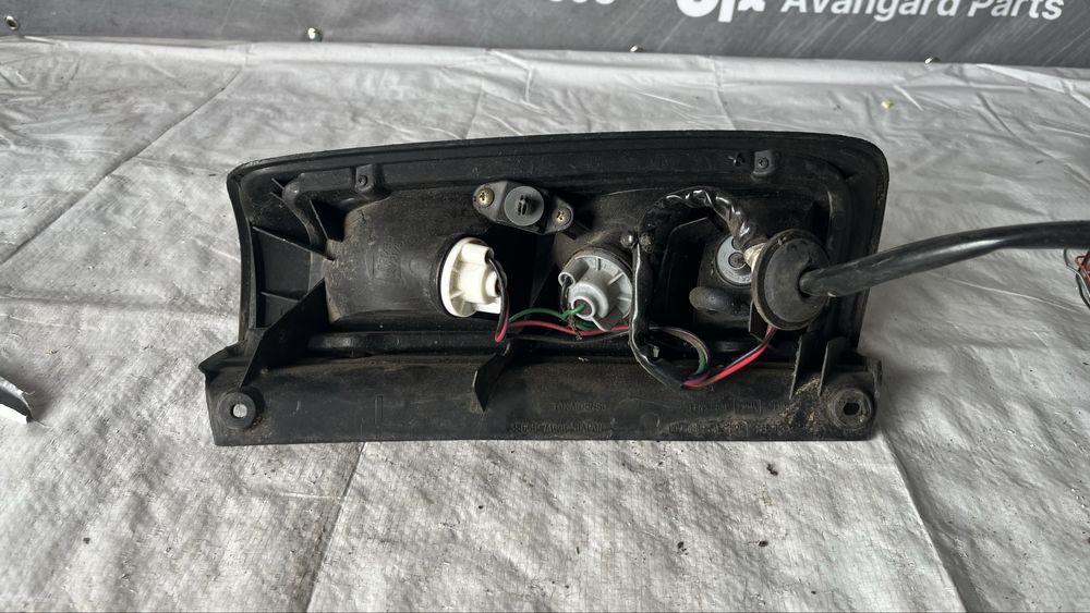 Ляв стоп Suzuki Ignis 2000-2008