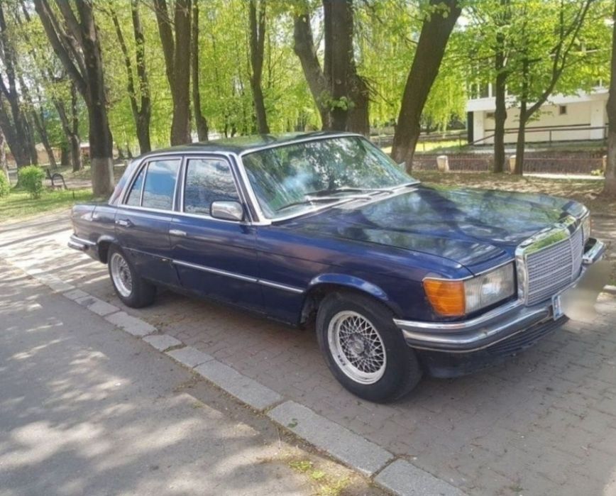 Mercedes W116  an fabricație 1974