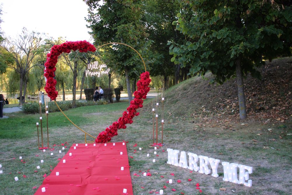 Decor romantic pentru cerere în căsătorie + ședință foto cadou