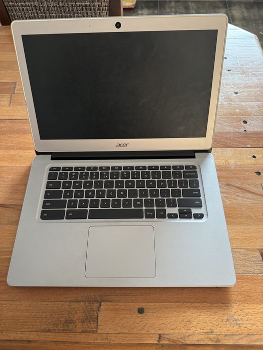 Laptop Acer CB3-431