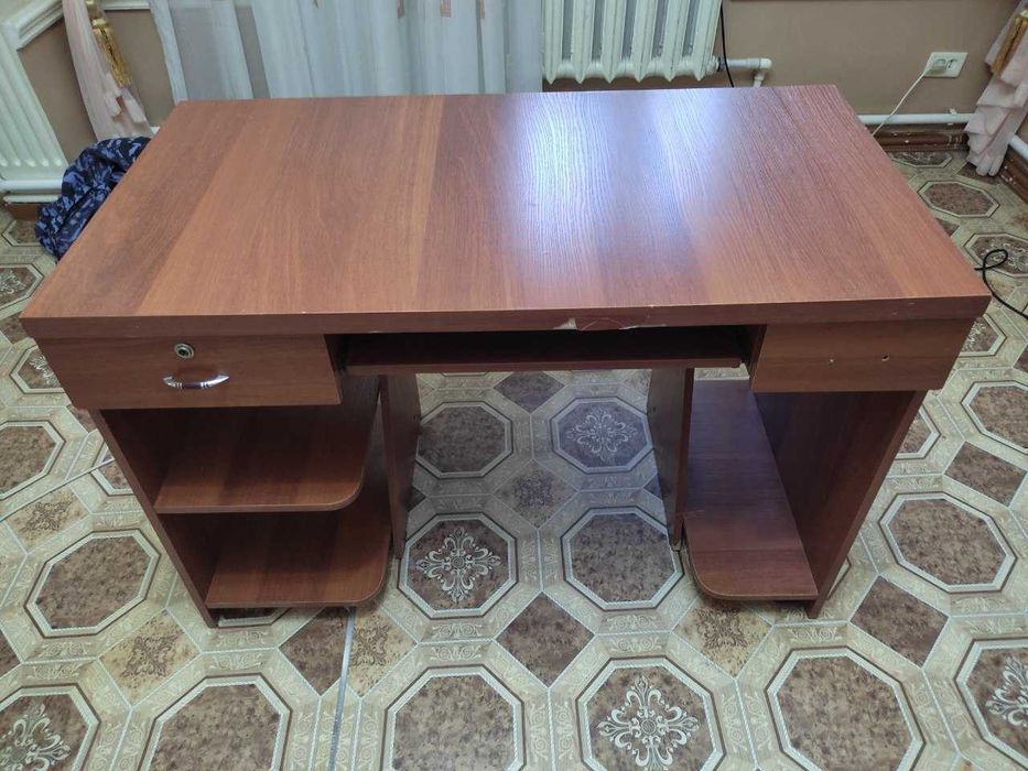 stol dlya kompyutera