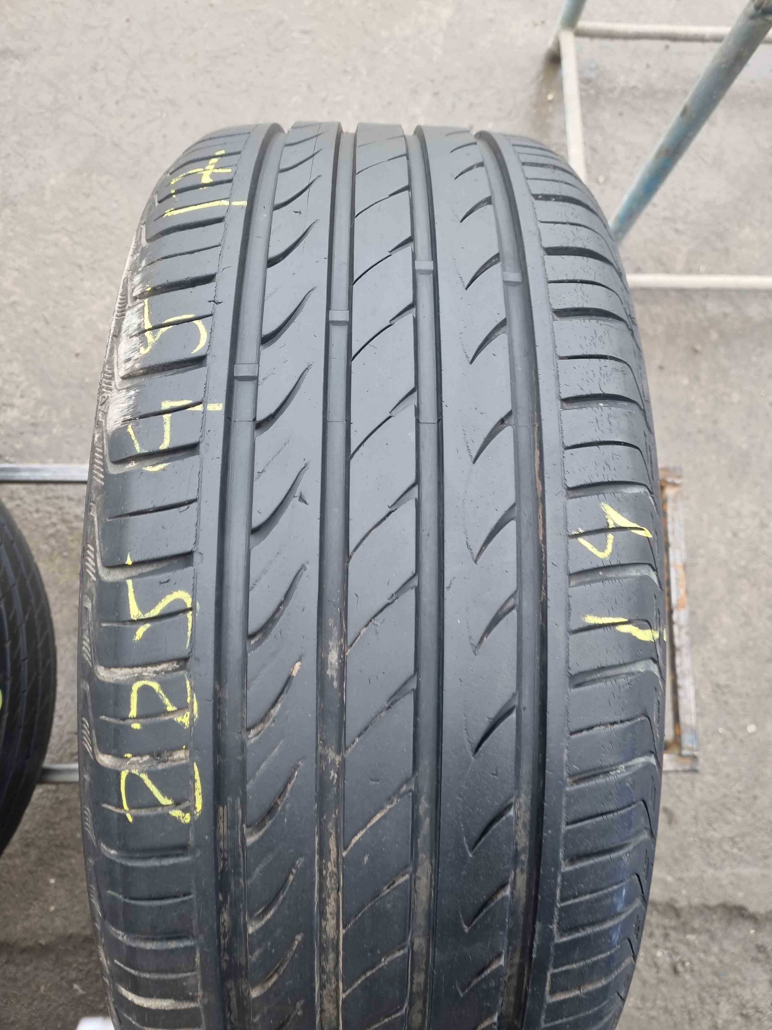 Anvelopa Vara 225/45 R17 DELINTE 94W