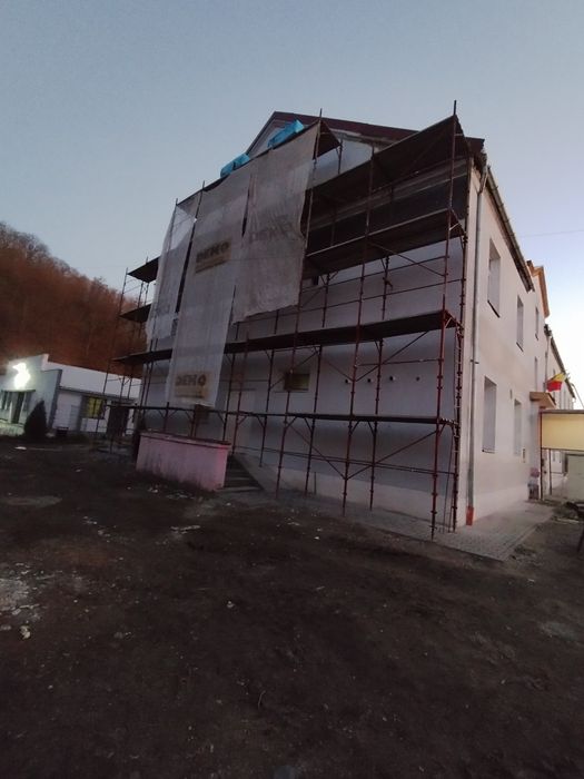 Închiriez scule, schelă și utilaje