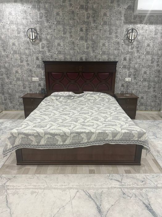 Кровать с тумбой