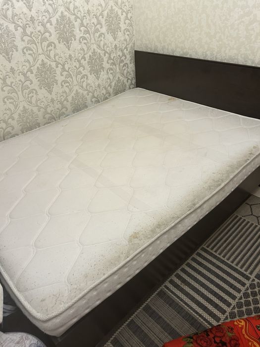 Продается Матрас 160/200