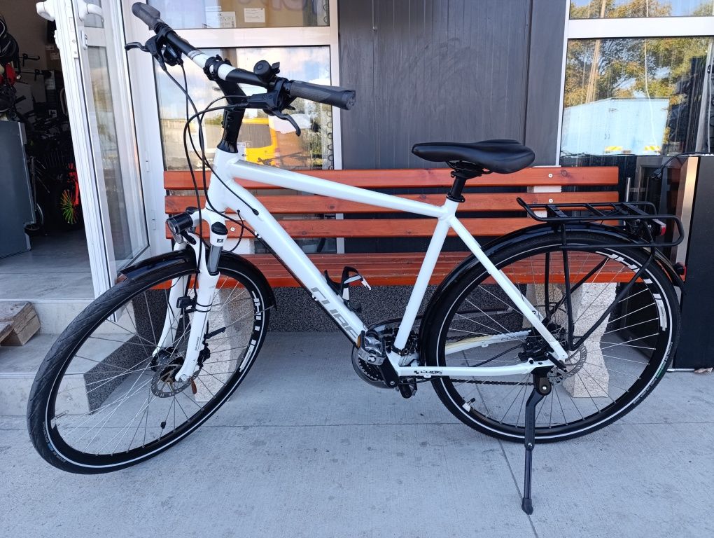 Алуминиево колело CUBE TOURING PRO 28/L