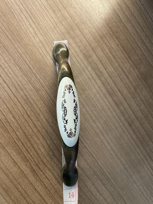 Se vinde maner mobilier antichizat