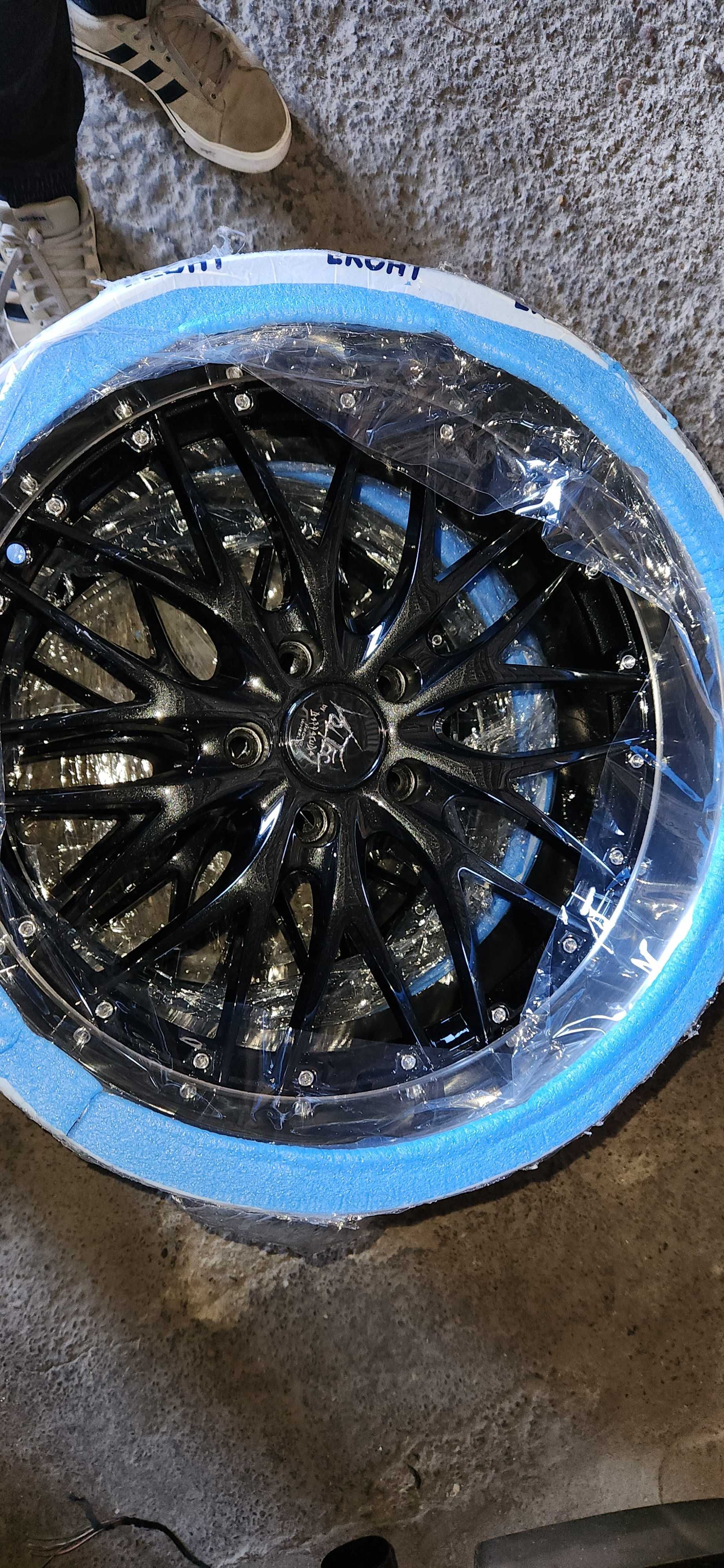 Voltec Barracuda - 18 X 10JJ
4 броя комплект