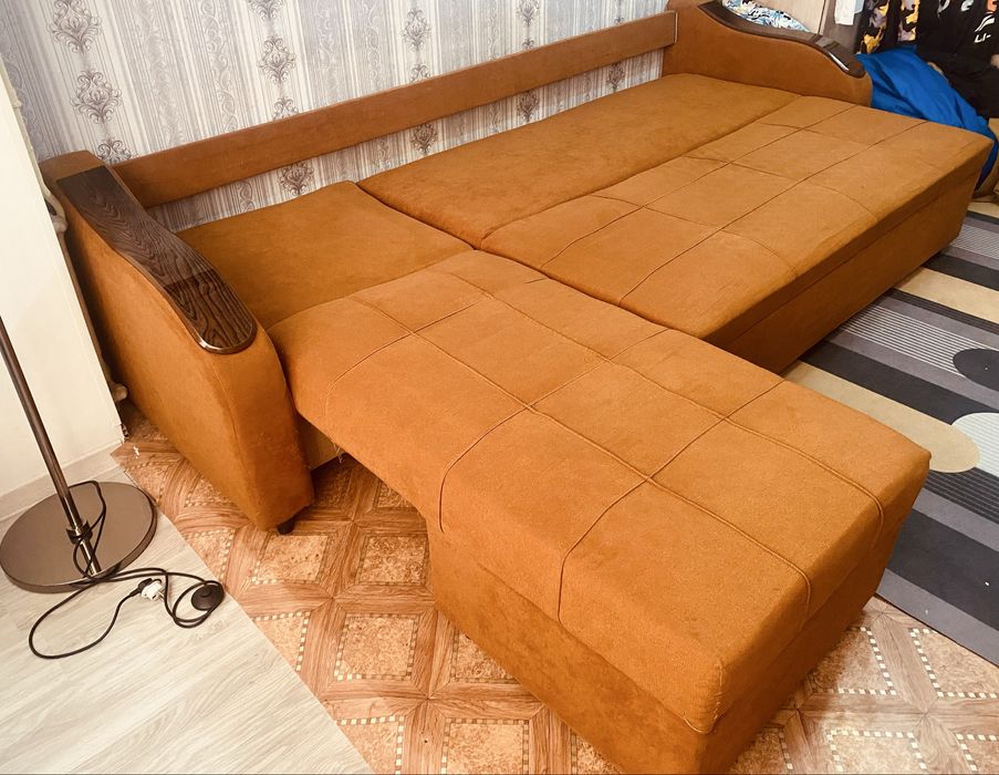 Продаеттся диван