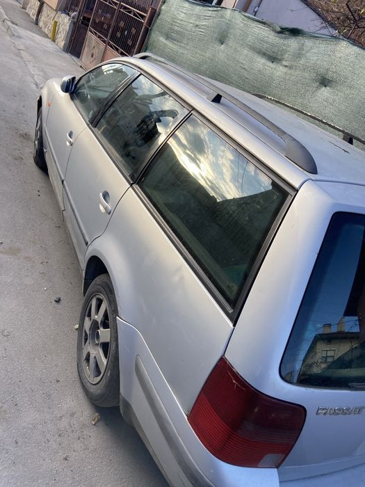 Продава се VW passat 4 1.9tdi на части или цяла