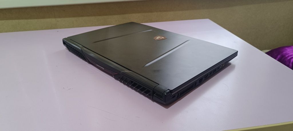 Noutbook msi Leopard 32 GB 6 video karta 2,5 TB SSD