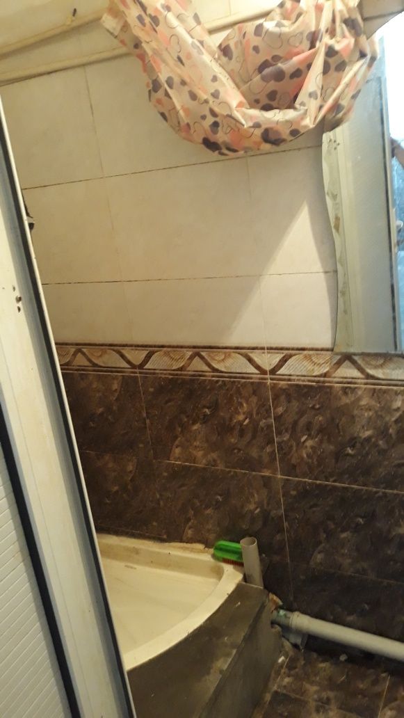 Продается квартира. 1 комната в бывшей общаге.