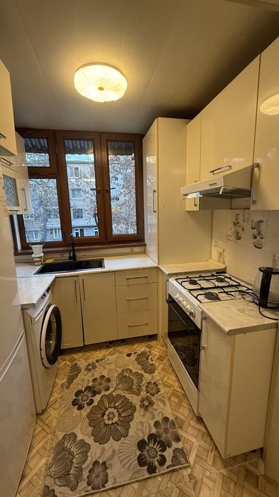 Аренда 4 хона 2 этаж Фрунзе Атлас ёнида