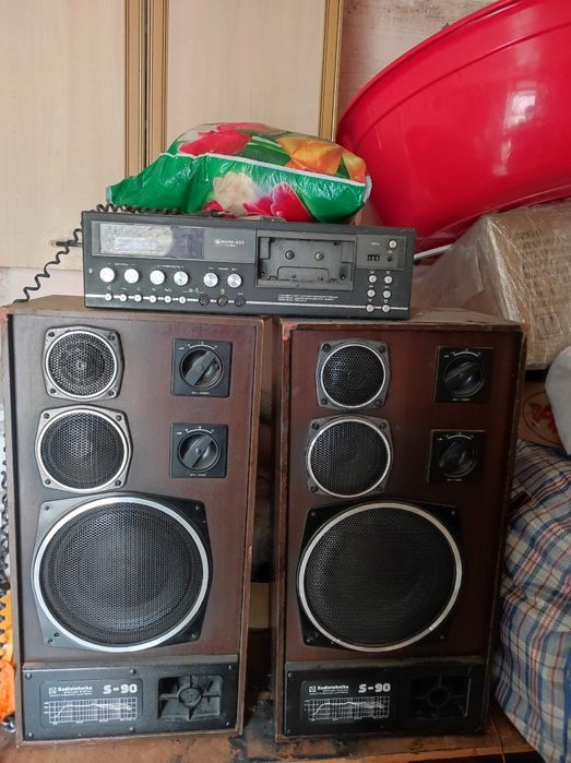 Колонки s 90 маяк в подарок