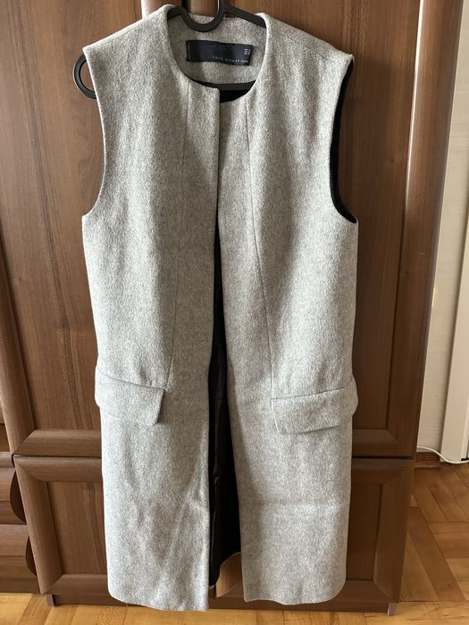 Сив елек на Зара