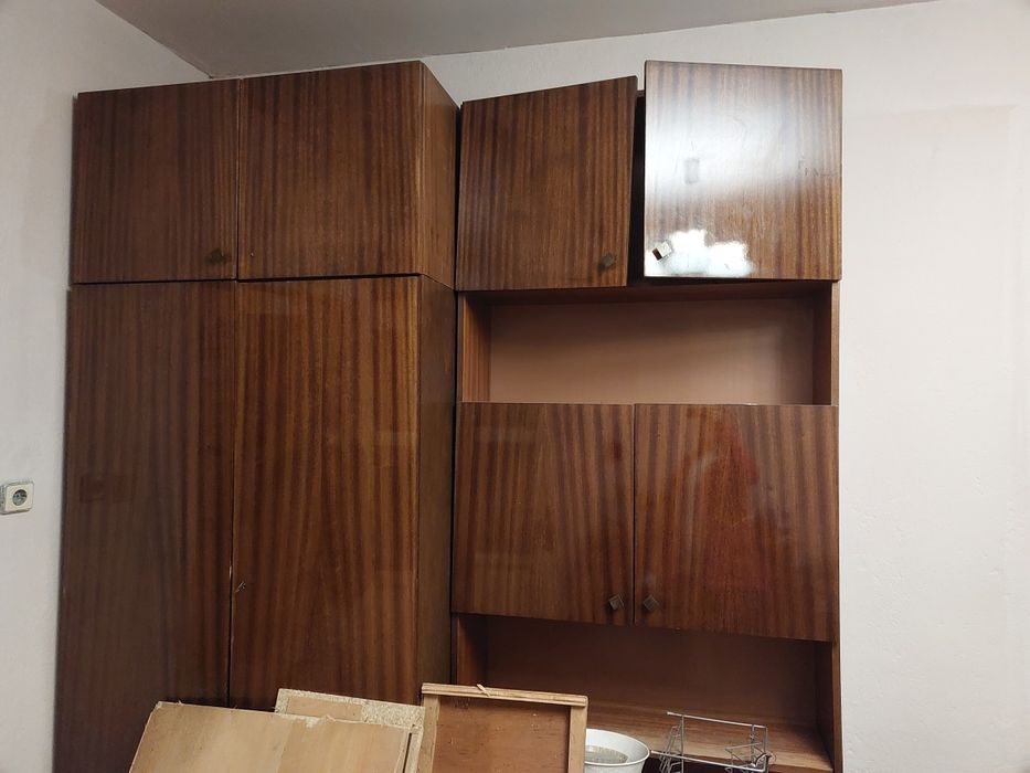 Подаряват се здрава секции,легла и плоскости