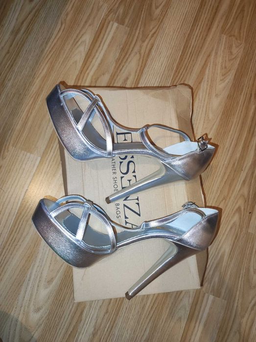 Sandale argintii piele naturala noi