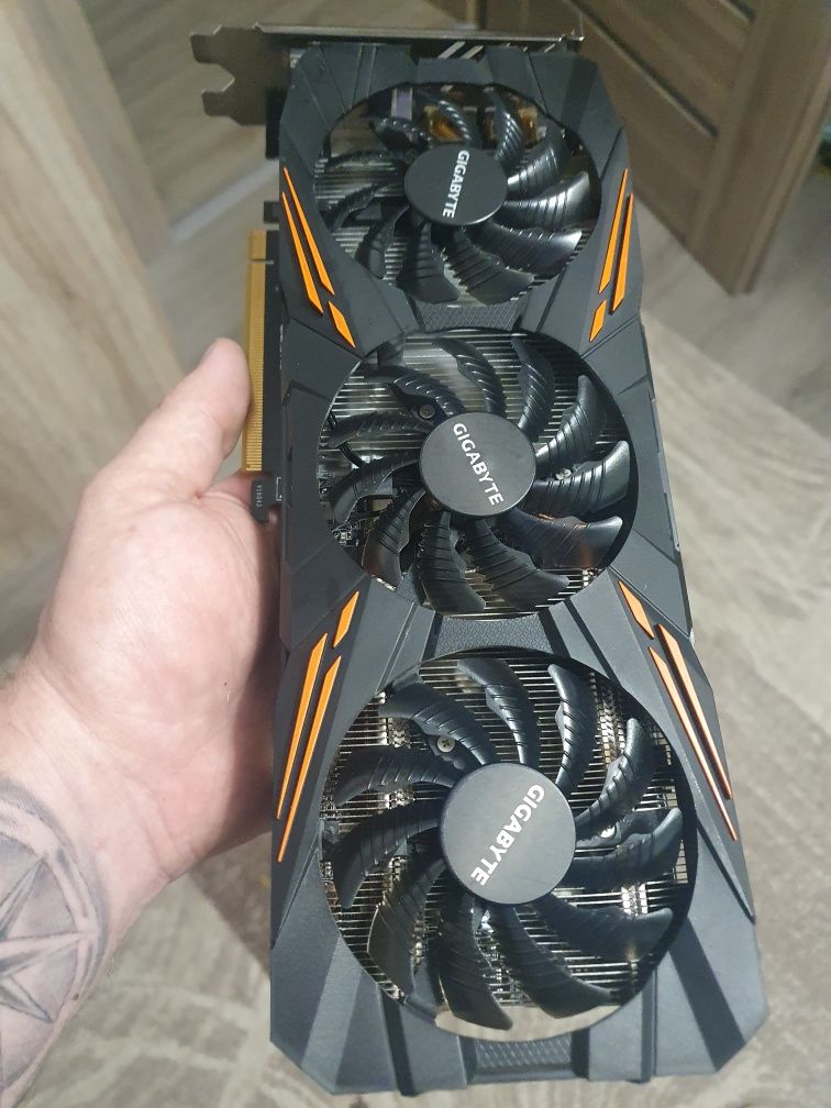 Gtx 1070 gigabyte cu 8gb gddr5