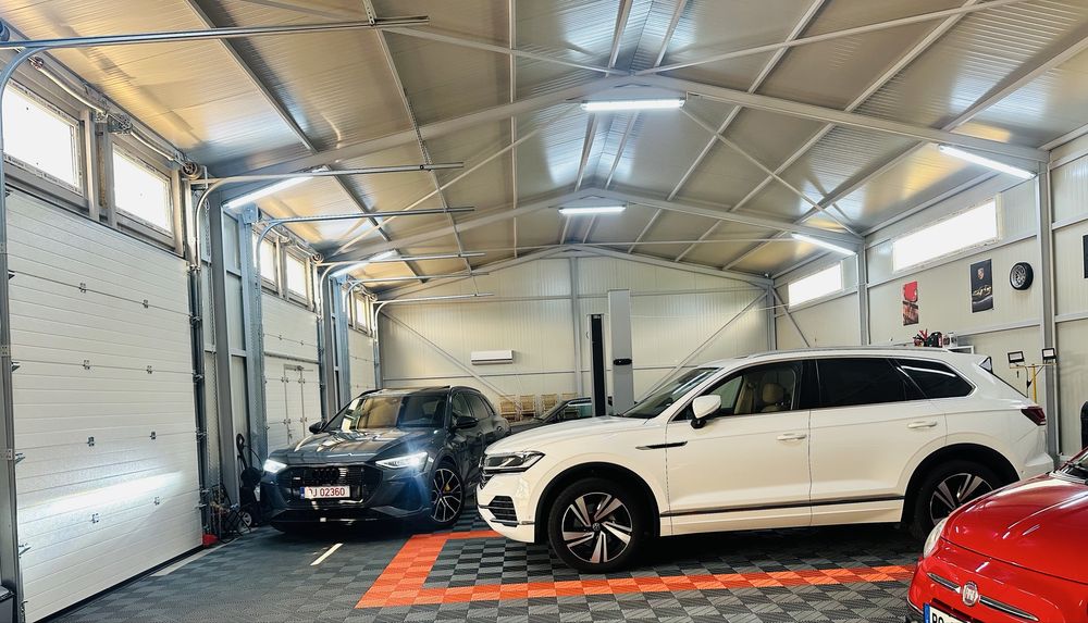 Hală Auto Service  dotată cu Elevator Nou Truse chei DN56
