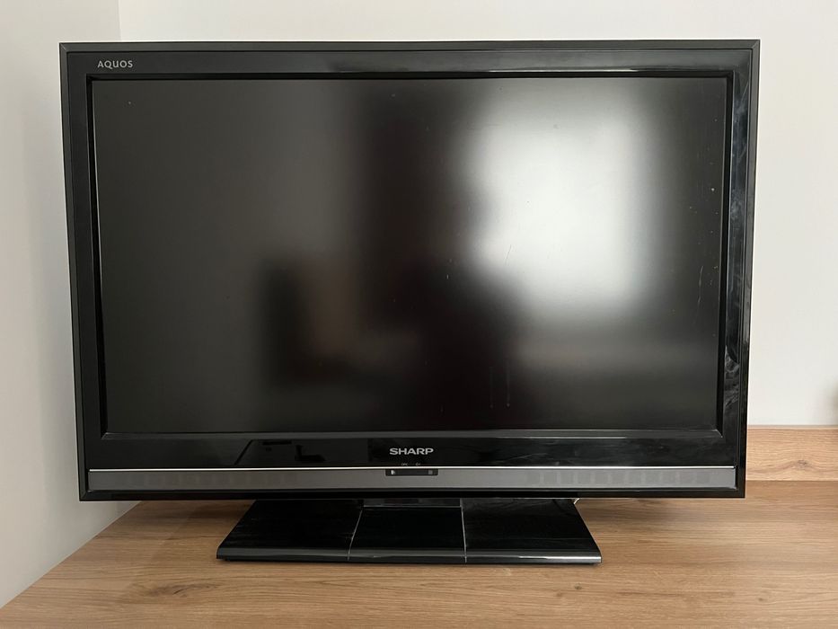Телевизор SHARP AQUOS произведен в Япония!