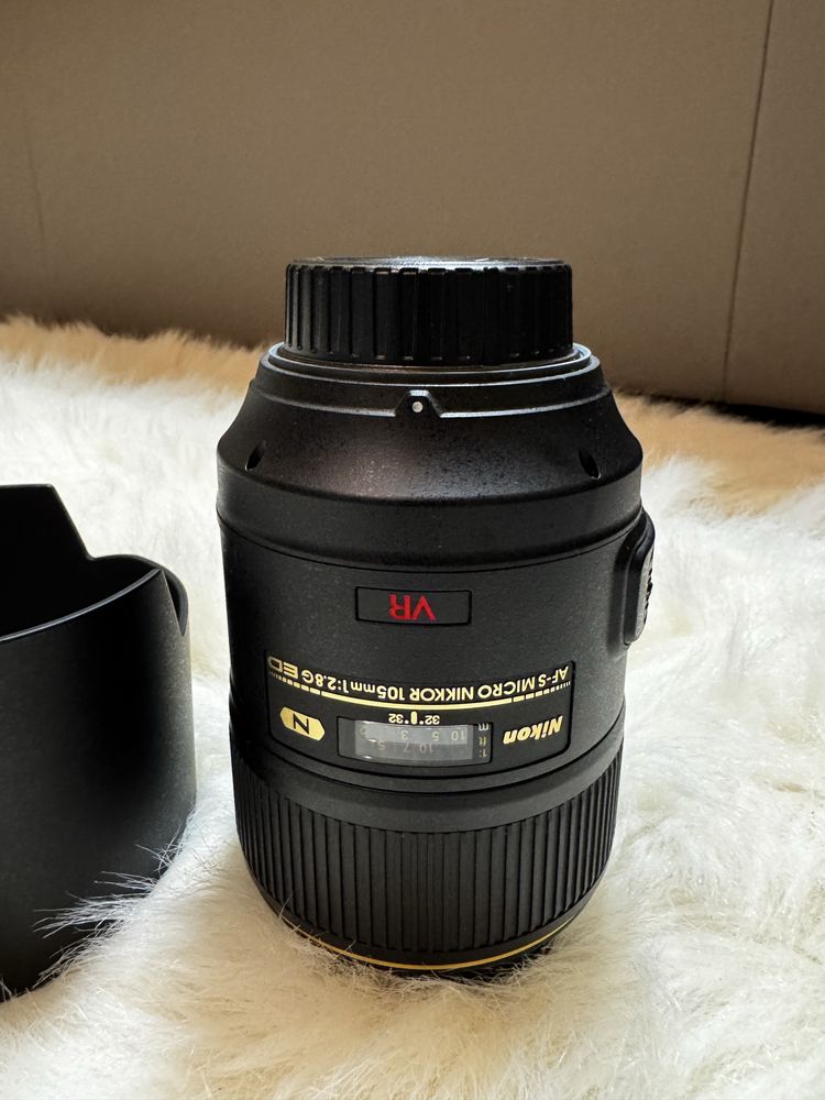Dslr Nikon d5 body si obiective