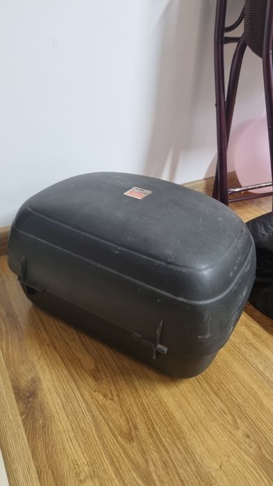 Top Case / Portbagaj moto Givi 42 Litri