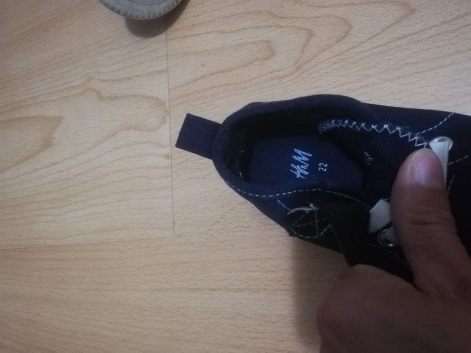 Tenis marcai H&M