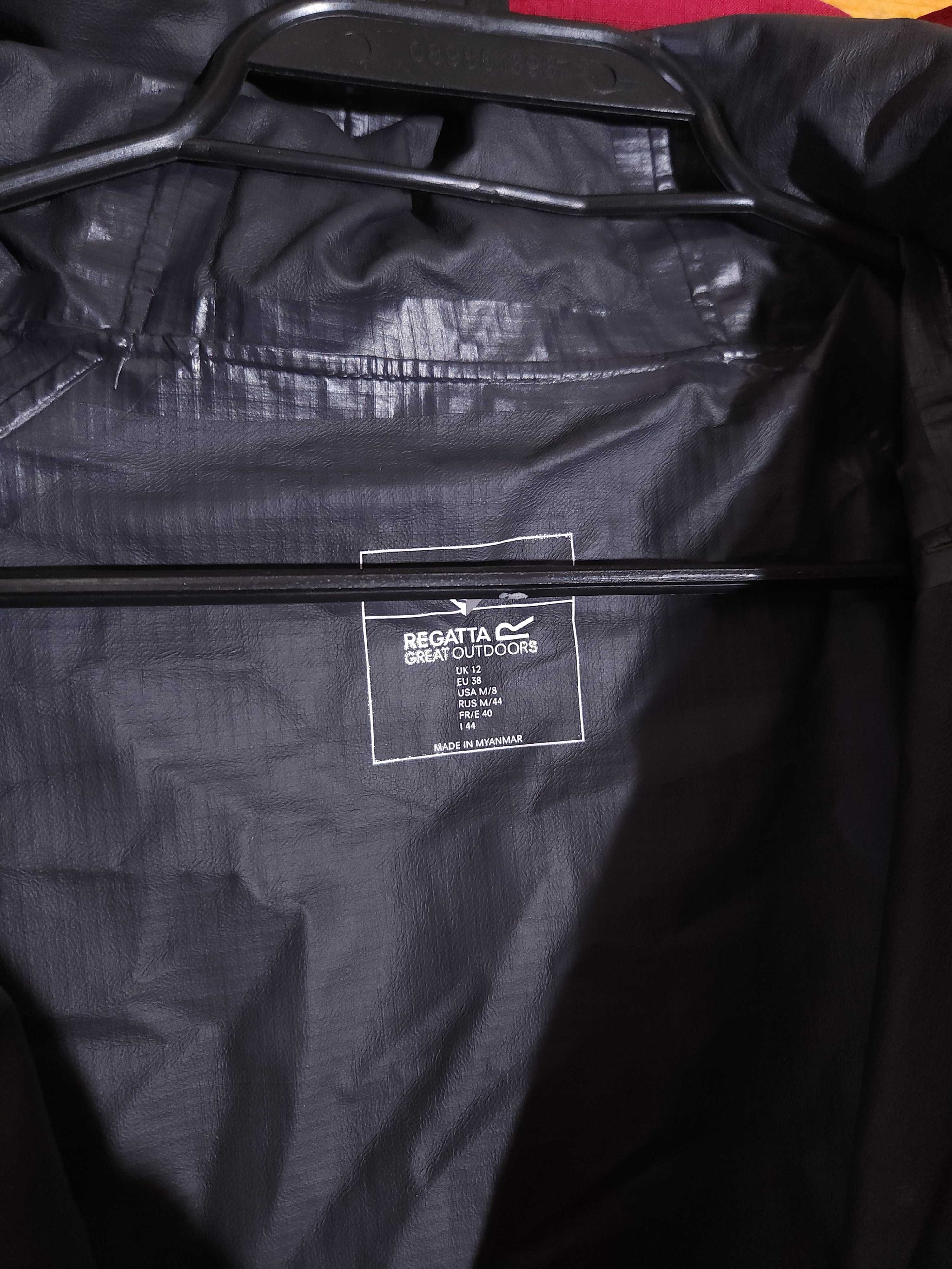 Regatta 10 000mm  Яке SoftShell Яке/Дамско M