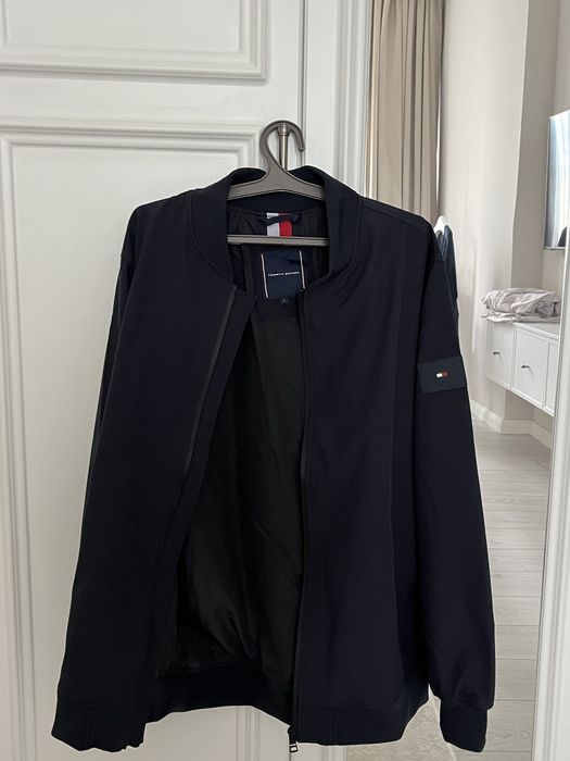 Осеняя ветровка Tommy Hilfiger
