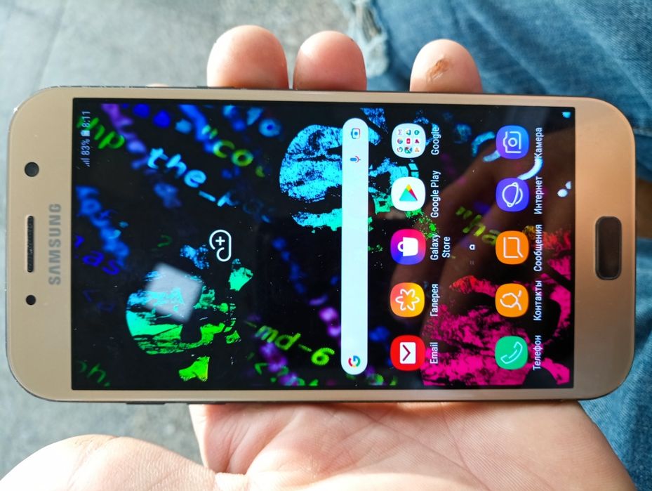 Самсунг. Галакси а 720.в идеальном состоянии