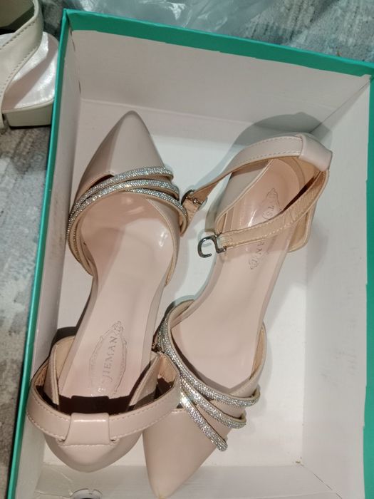 Бір рет киілген туфли сатылады 36 размер