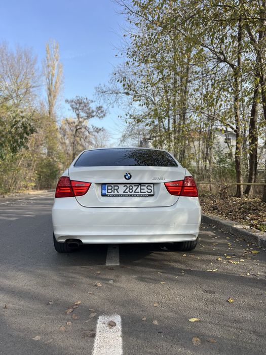 BMW Seria 3 Sedan E90 LCI, Facelift 316i 122 CP 2010
